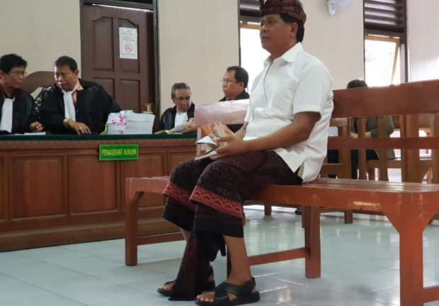 Sebelum Diperiksa, Sudikerta Serahkan Surat dari Kepala BPN Badung