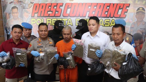 Simpan Ganja 7,6 Kilo, Pria Asal Banyuwangi Ini Diciduk Polisi