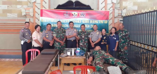 Gandeng Mahasiswa Warmadewa, Kodim Bangli Gelar Bakti sosial