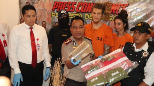 Tanam Ganja, WN Rusia Diamankan Polisi
