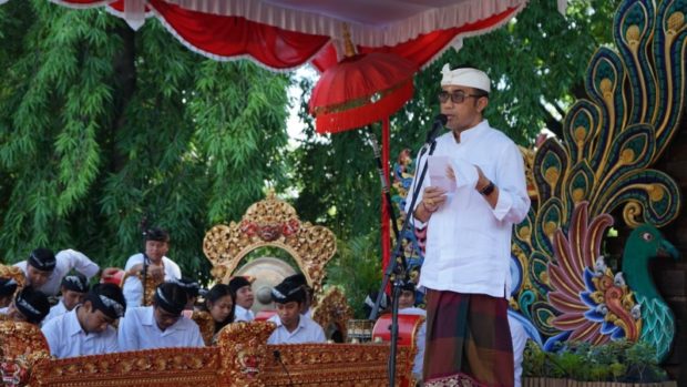Jaya Negara Buka Festival Bulan Bahasa Bali Tahun 2020