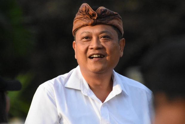 Walikota Rai Mantra Pimpin Rapat GTPP bersama Lurah/Perbekel dan Bendesa Adat