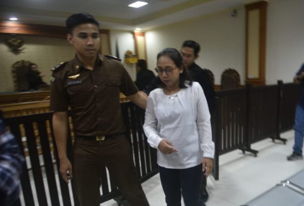 Bersama-sama Tilep Dana APBDes, Ariyaningsih Dituntut 16 Bulan