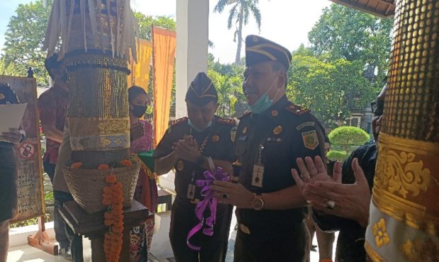 Kajati Bali Resmikan Lobi Kejari Denpasar di Tengah Pandemi Corona