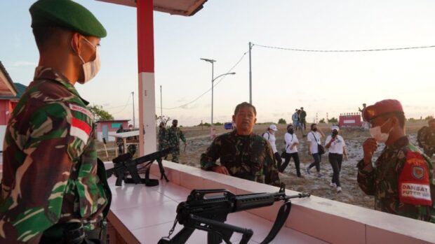 Pimpinan Kodam IX/Udayana Hadir Berikan Motivasi di Pulau Terluar NKRI