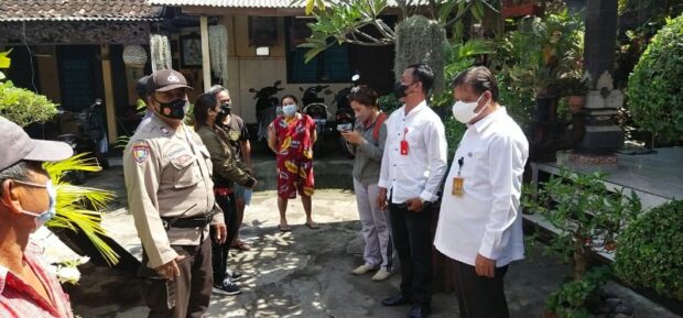 Tekan Penyebaran Covid 19, Desa Peguyangan Kangin Gencar Laksanakan Tracking
